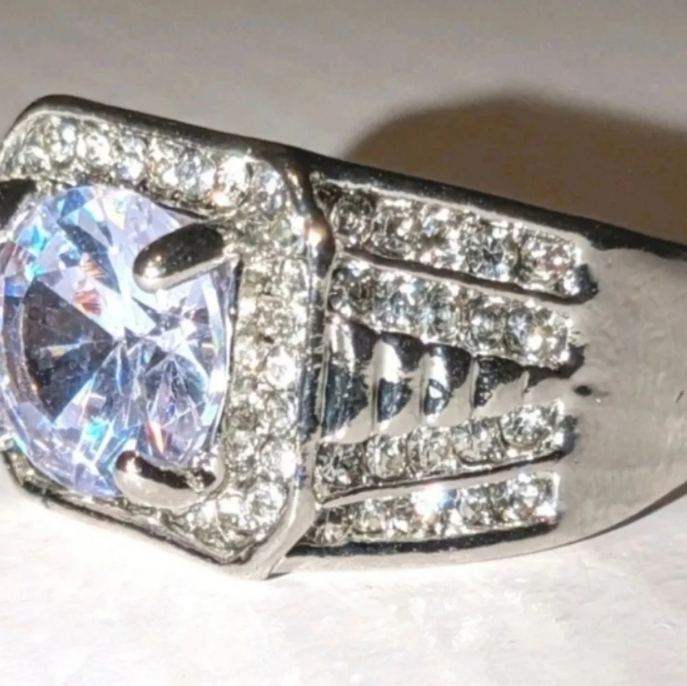 Classic Mens Dazzling 3ct Round Cut Lab Created Diamond Engagement ring